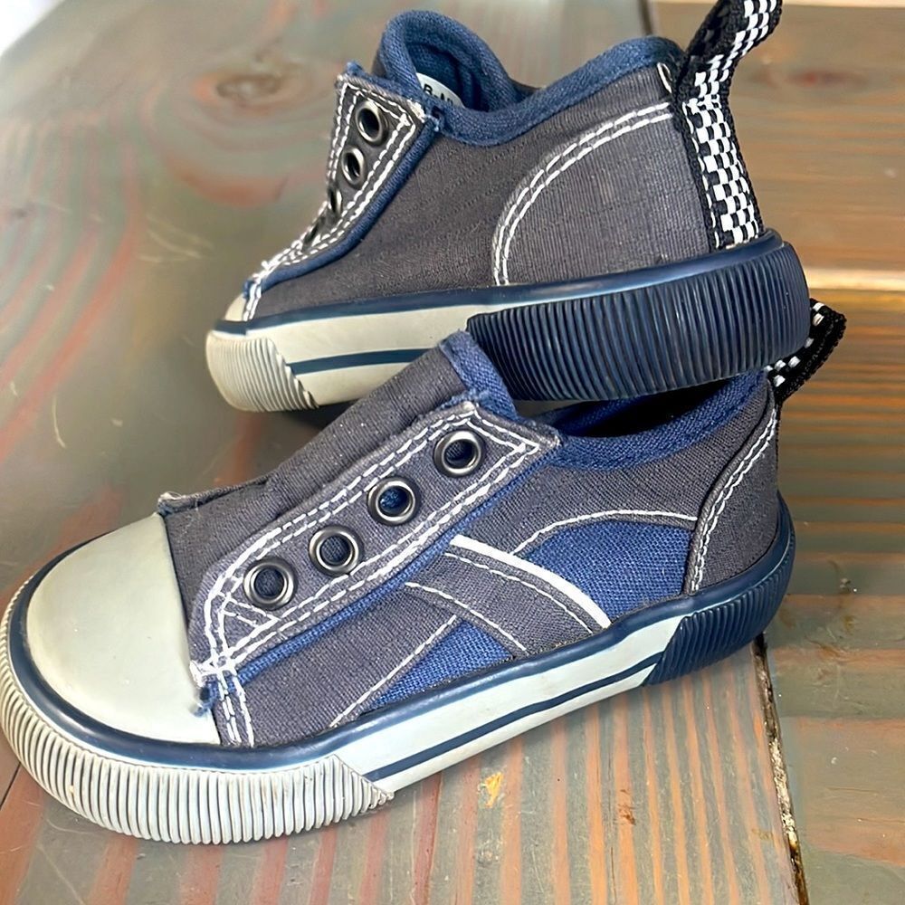 2/$22 Baby Racer tennis shoes 🏁
